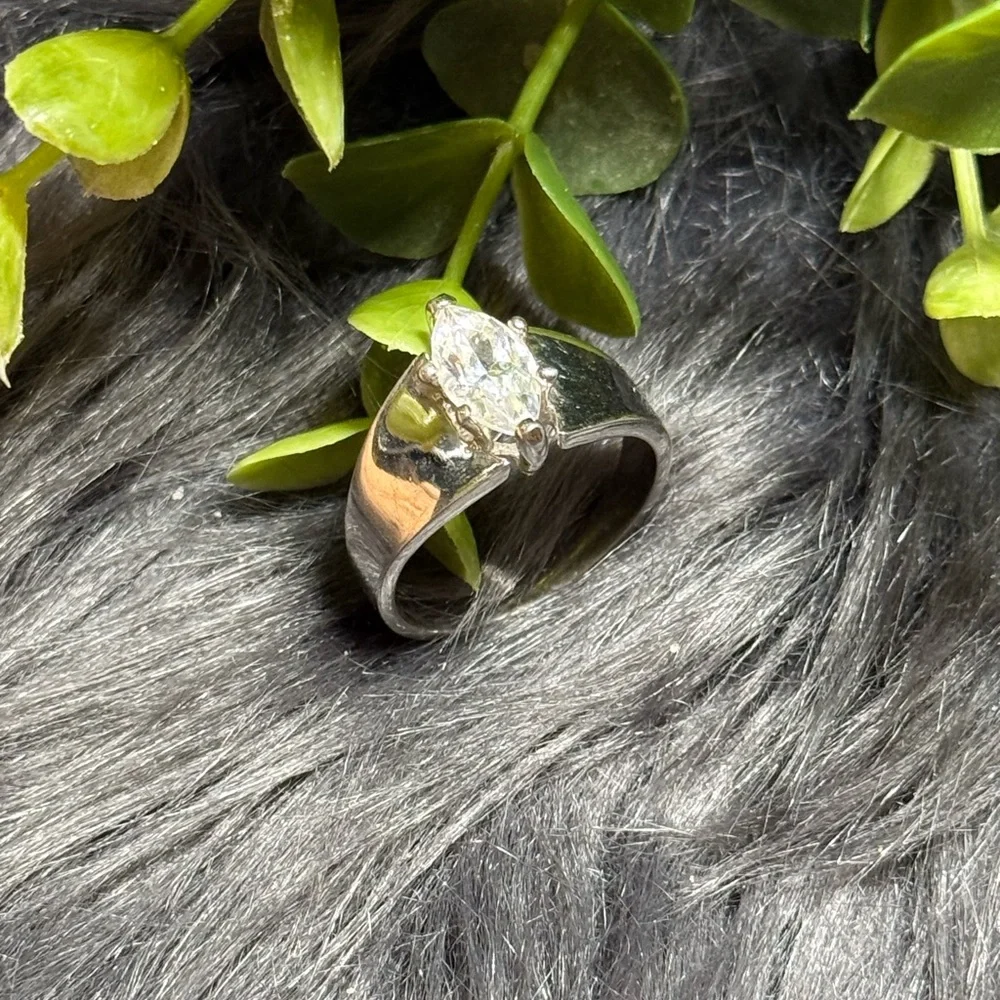Silver Tone Marquise-Cut Clear Stone Ring - White‎
